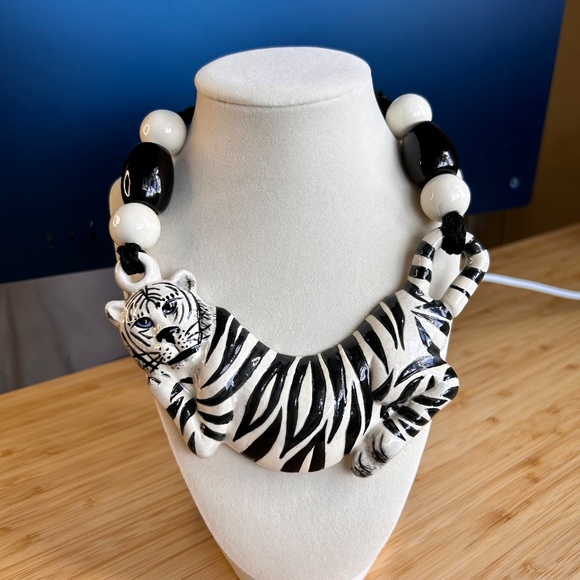 Vintage Large Zebra Ceramic Necklace - Artist Signed - Picture 6 of 7